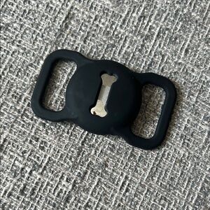 Pet Airtag with Silicone Holder for Collar